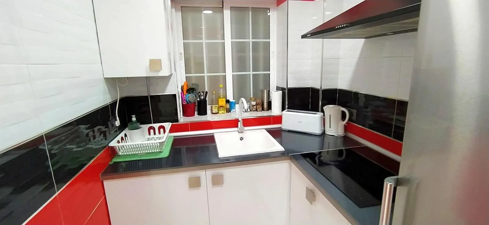 Modern Spacious Apartment In Center Of Málaga 0*,  Spanje