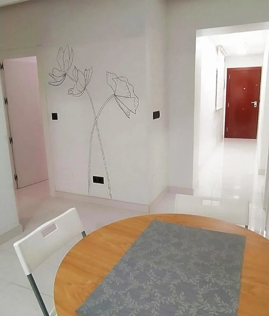 Modern Spacious Apartment In Center Of Málaga Spanje